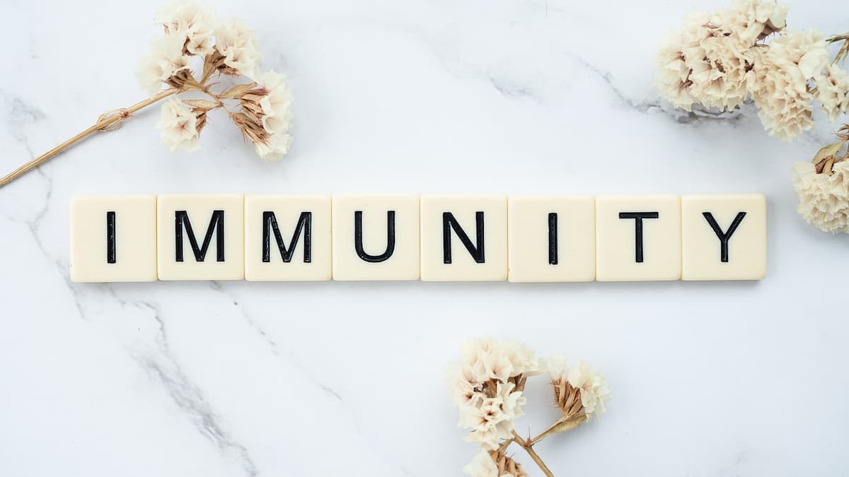 QUICKLY SUPPORT YOUR IMMUNE SYSTEM NATURALLY